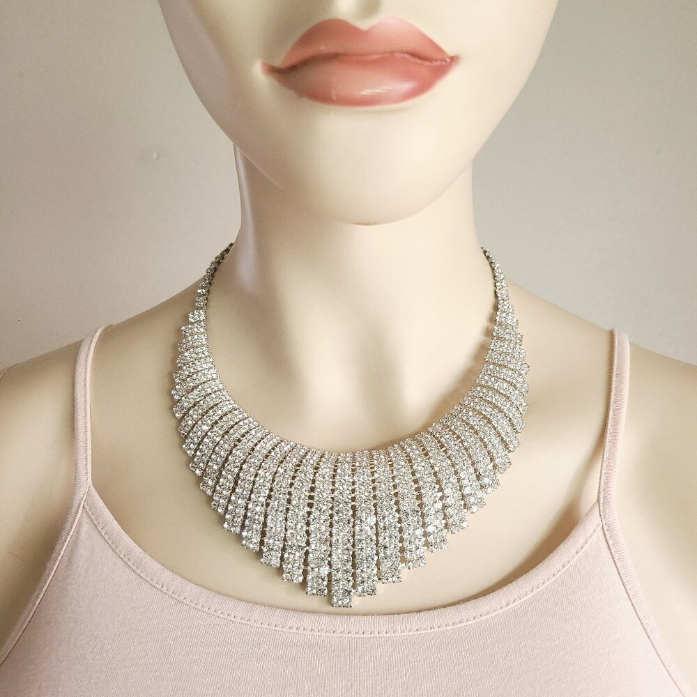 royal rhinestone necklace
